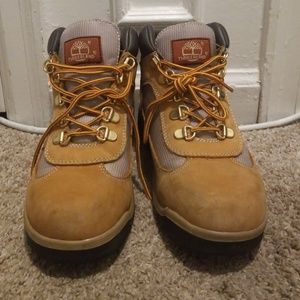Boys or girls field Timberland